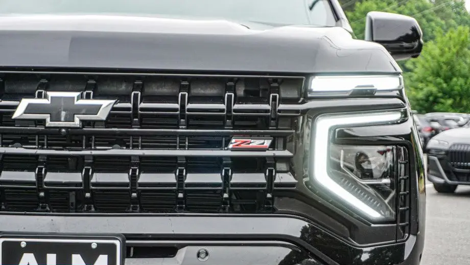 2025 Chevrolet Suburban Z71