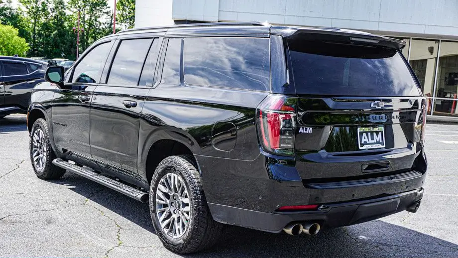 2025 Chevrolet Suburban Z71