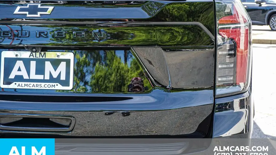 2025 Chevrolet Suburban Z71
