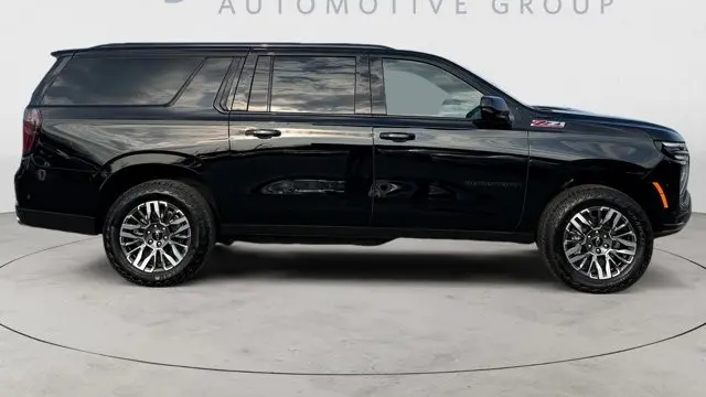 2025 Chevrolet Suburban Z71