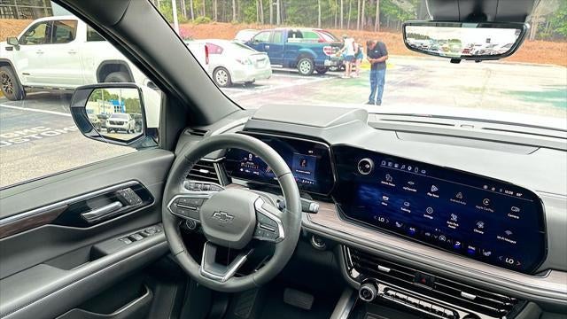 2025 Chevrolet Suburban Z71
