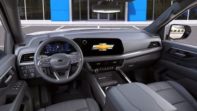 2025 Chevrolet Suburban RST