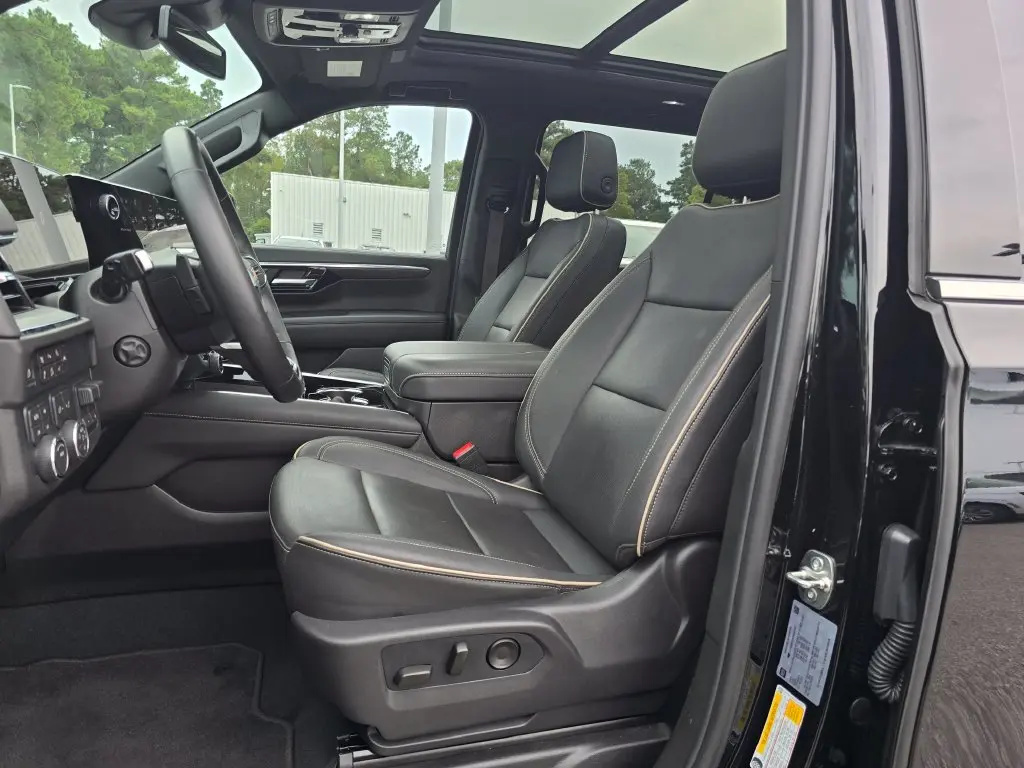 2026 Chevrolet Suburban - $72,899