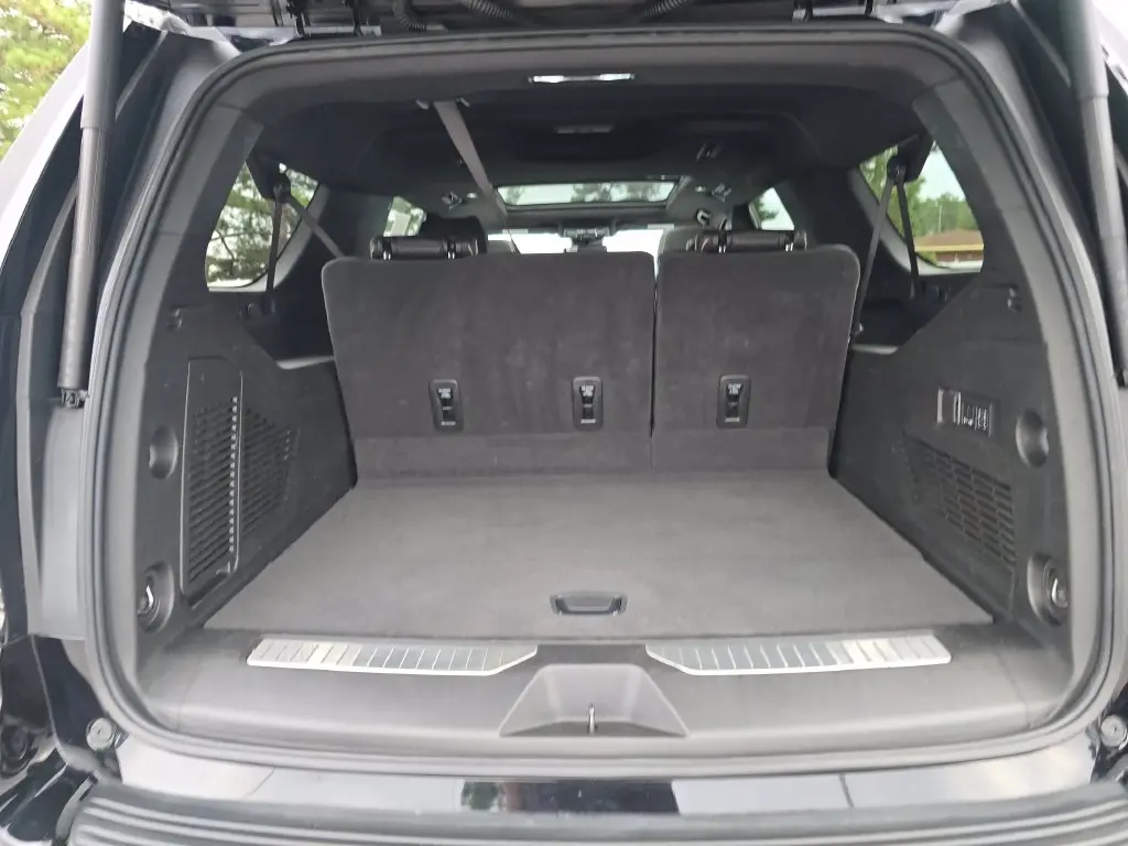 2026 Chevrolet Suburban - $72,899