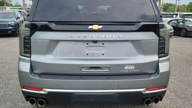 2025 Chevrolet Suburban Premier