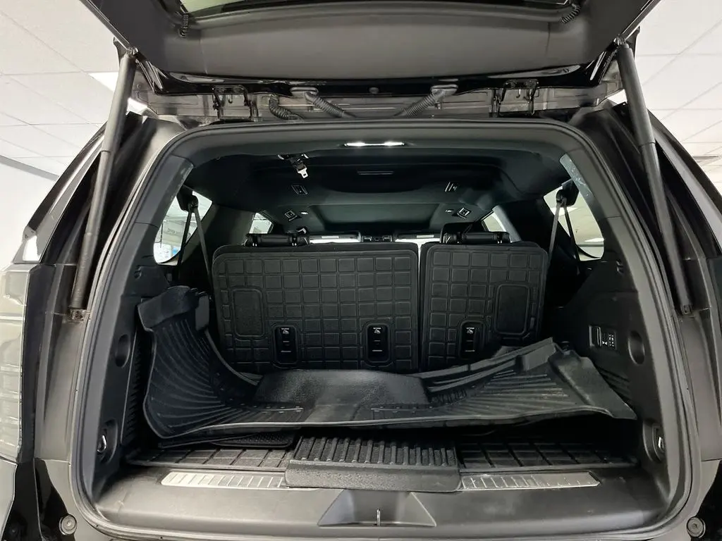 2025 Chevrolet Suburban - $69,750