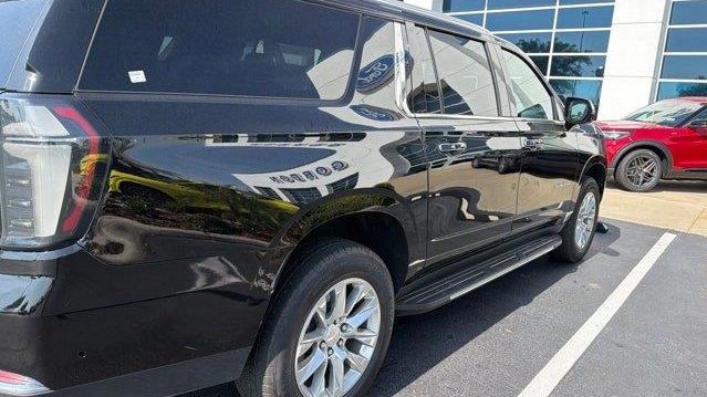 2025 Chevrolet Suburban Premier