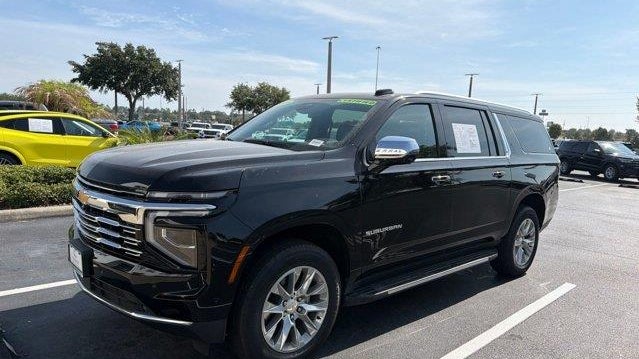 2025 Chevrolet Suburban Premier