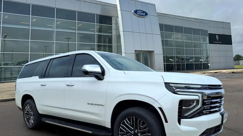 2025 Chevrolet Suburban Premier