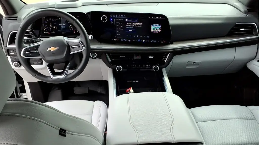2025 Chevrolet Suburban Premier