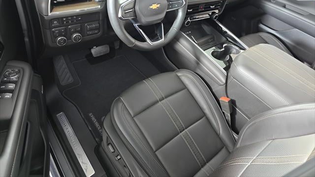 2025 Chevrolet Suburban High Country