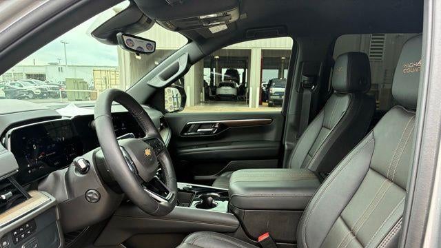 2025 Chevrolet Suburban High Country