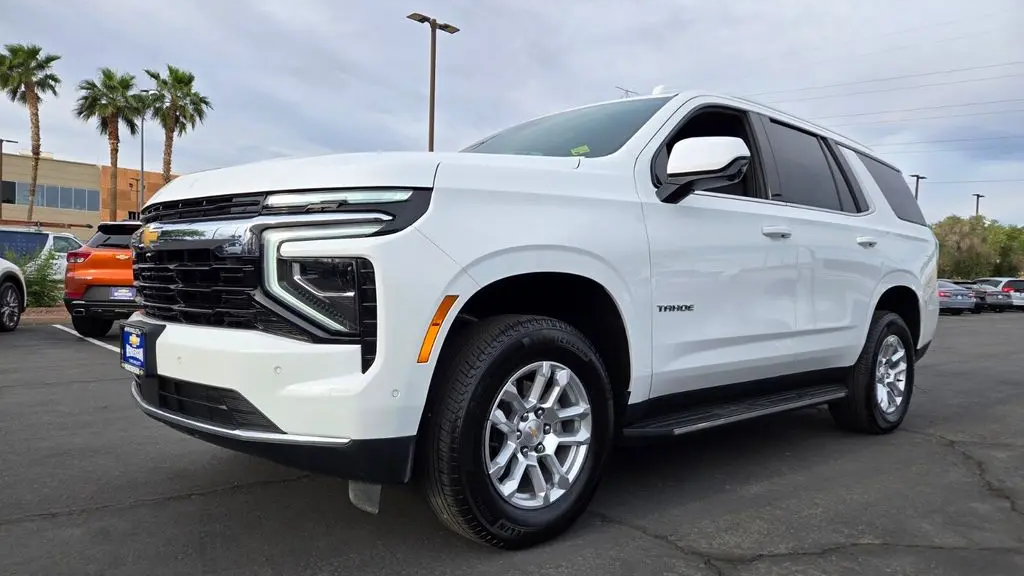 2025 Chevrolet Tahoe LS