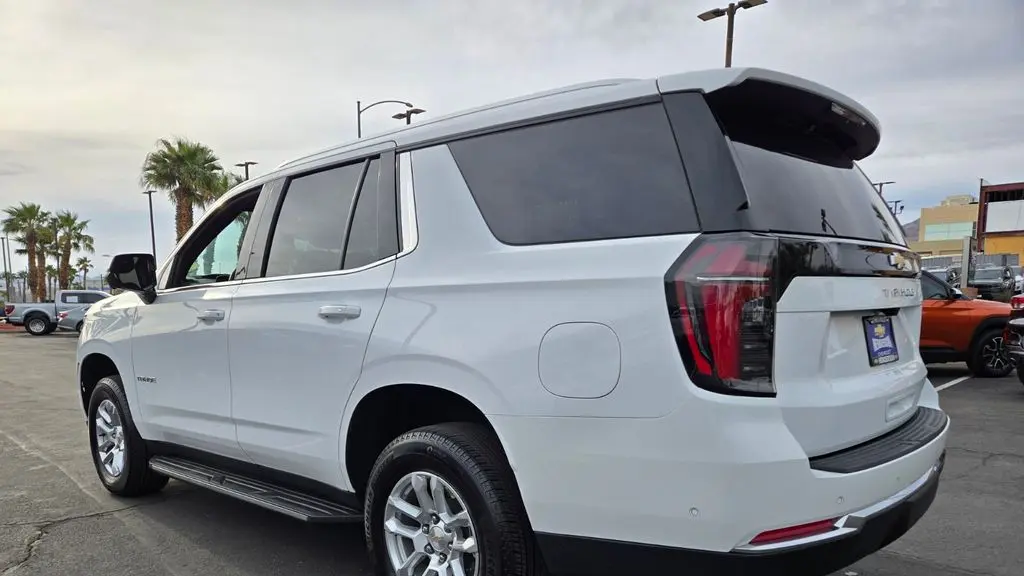 2025 Chevrolet Tahoe LS