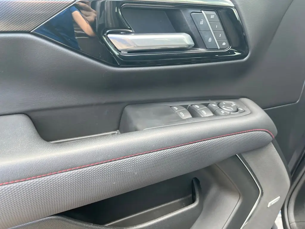 2025 Chevrolet Tahoe - $70,325