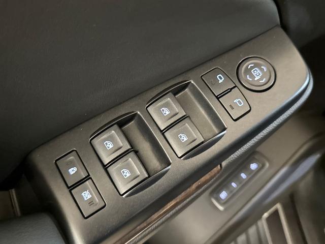 2017 Chevrolet Tahoe - $17,500