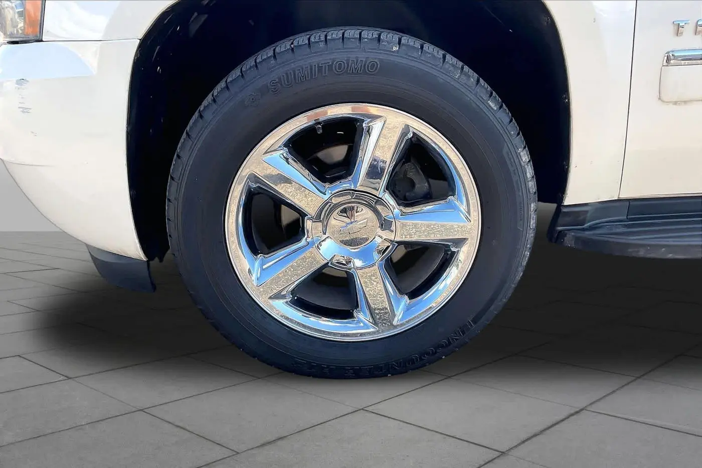 2011 Chevrolet Tahoe - $14,913