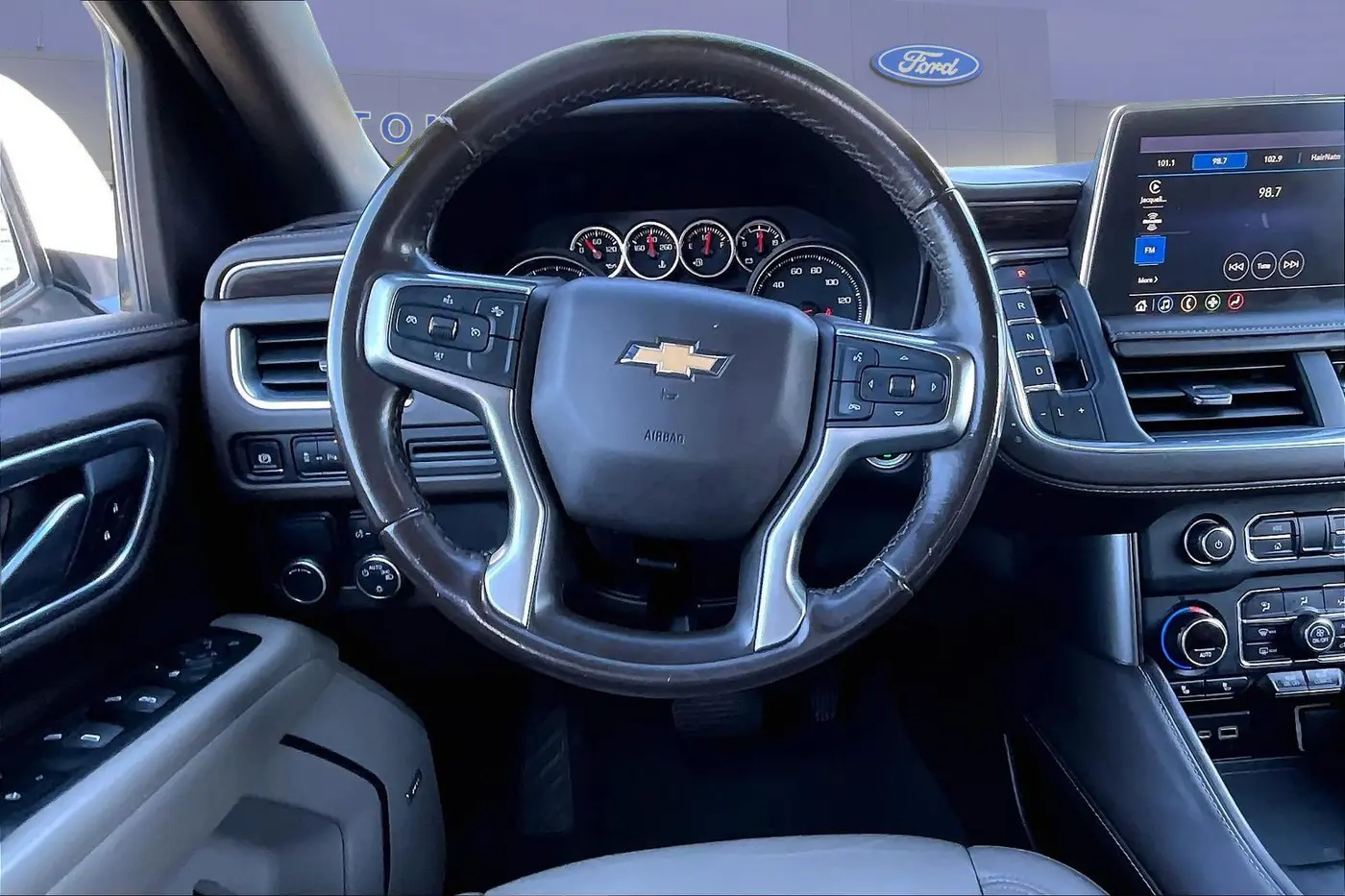 2021 Chevrolet Suburban - $26,900