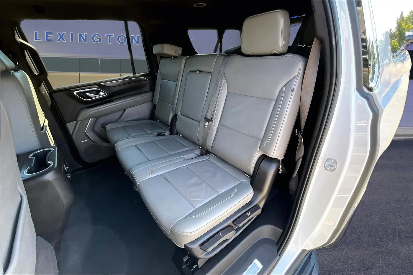 2021 Chevrolet Suburban - $26,900