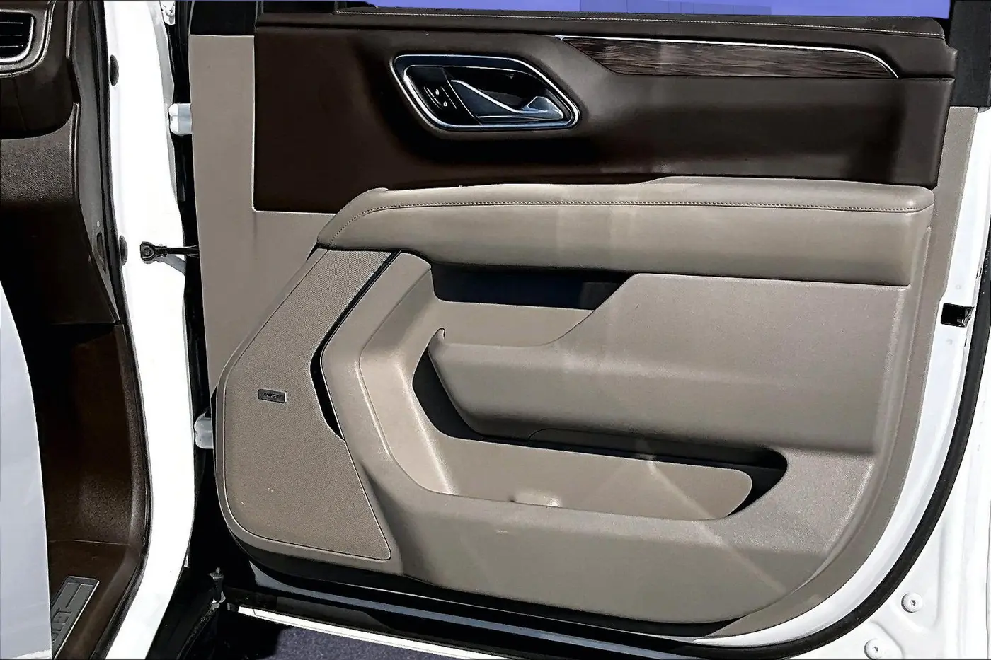 2021 Chevrolet Suburban - $26,900