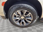 2022 Suburban Thumbnail 9