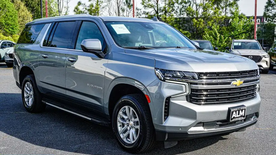 2024 Chevrolet Suburban LT