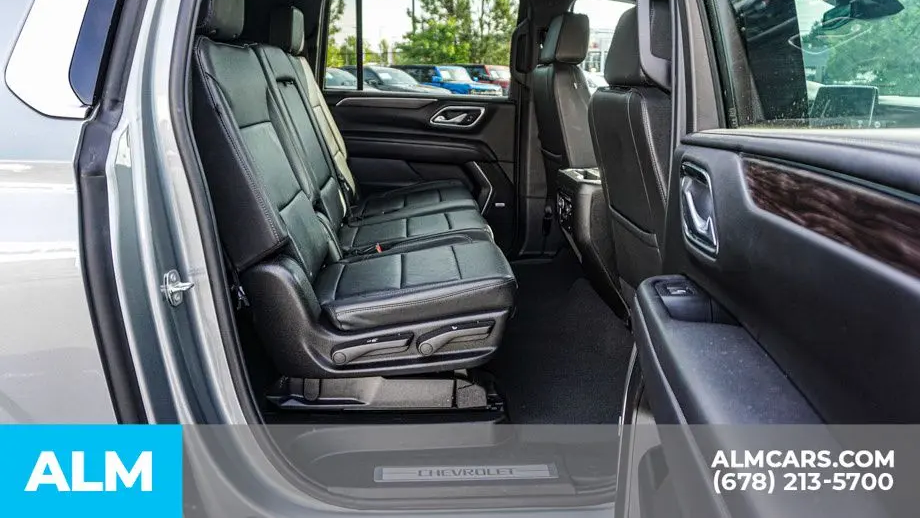 2024 Chevrolet Suburban LT