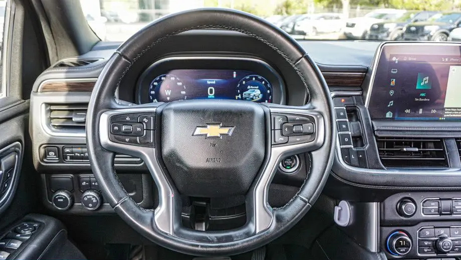 2024 Chevrolet Suburban LT