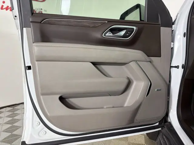 2021 Chevrolet Suburban - $25,000