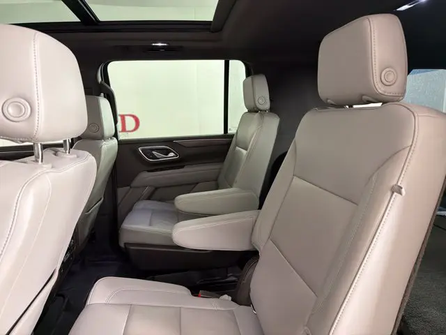 2021 Chevrolet Suburban - $25,000
