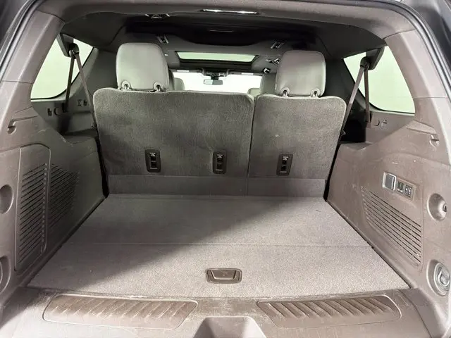 2021 Chevrolet Suburban - $25,000
