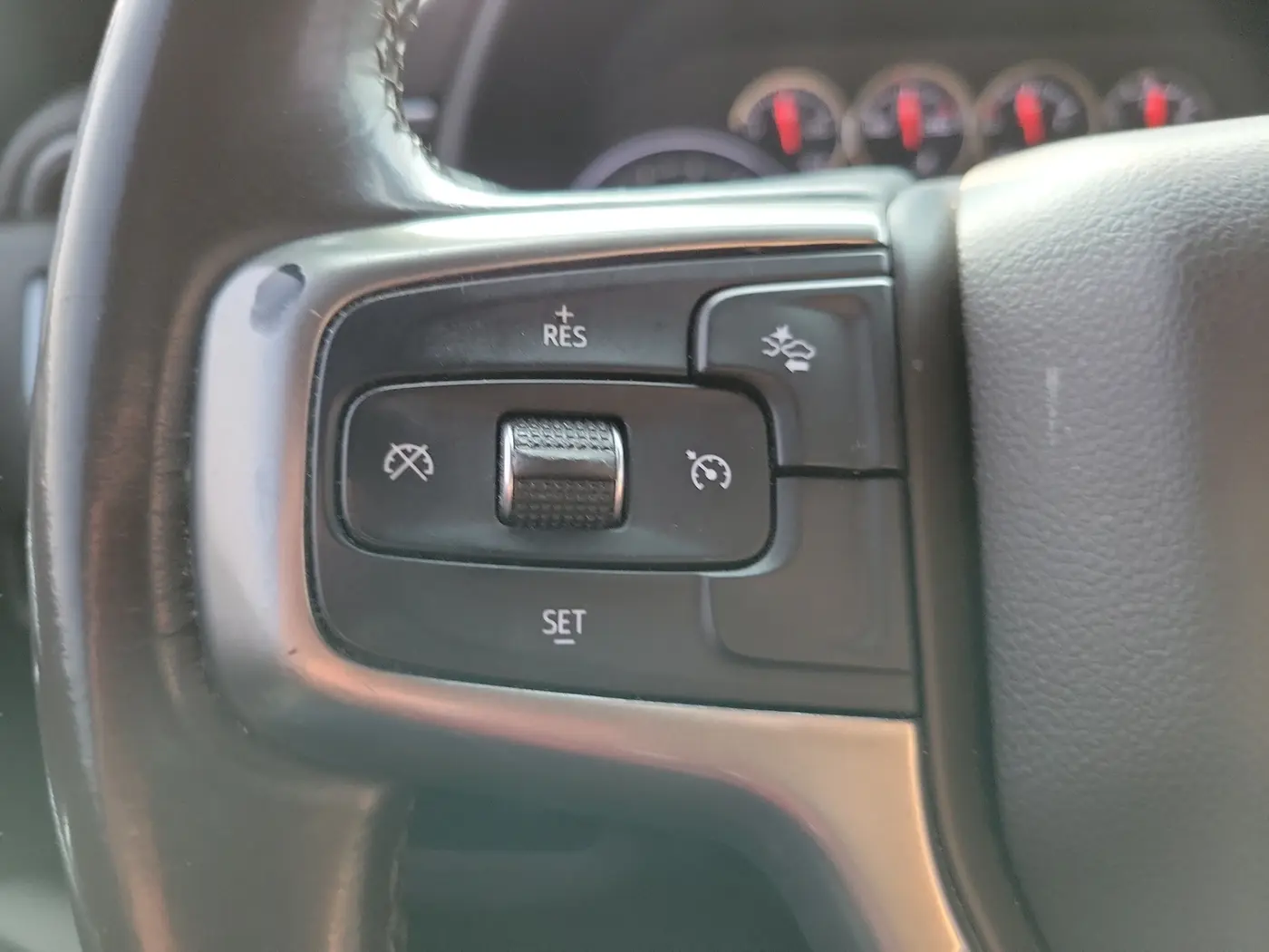 2021 Chevrolet Suburban - $22,900