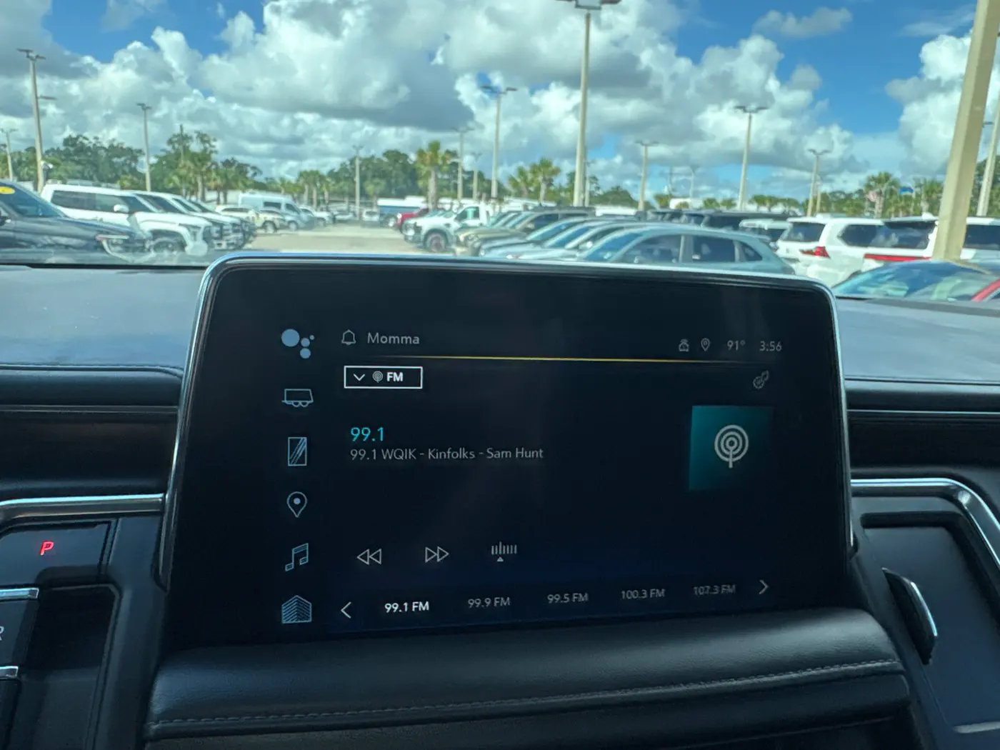 2022 Chevrolet Suburban - $26,000