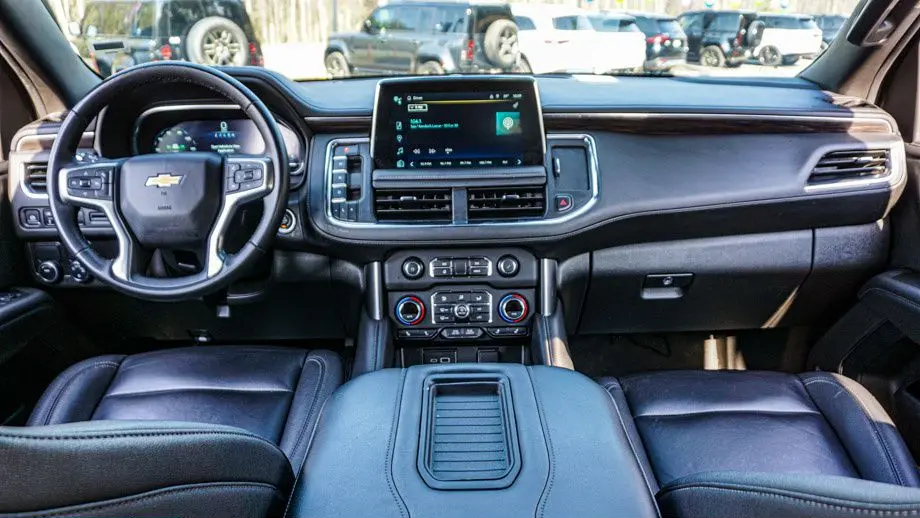 2024 Chevrolet Suburban LT