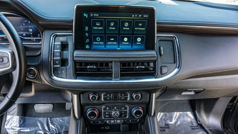 2024 Chevrolet Suburban LT