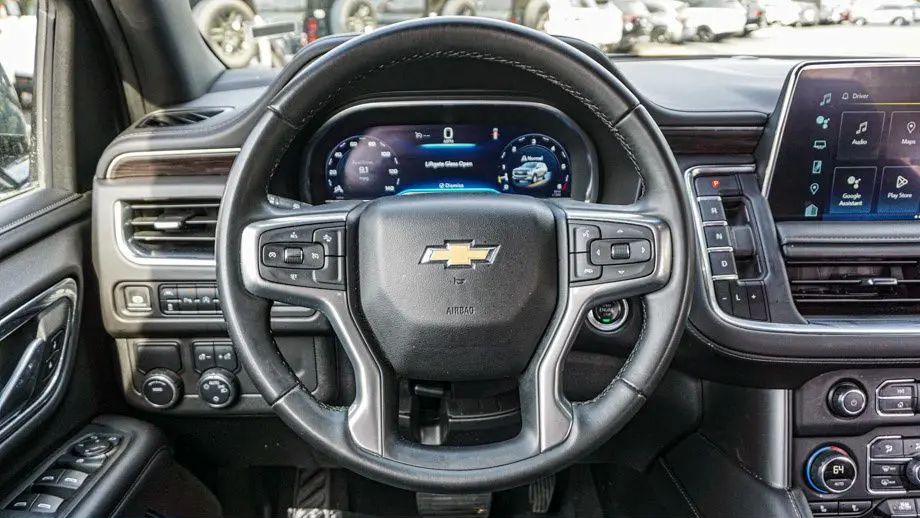2024 Chevrolet Suburban LT