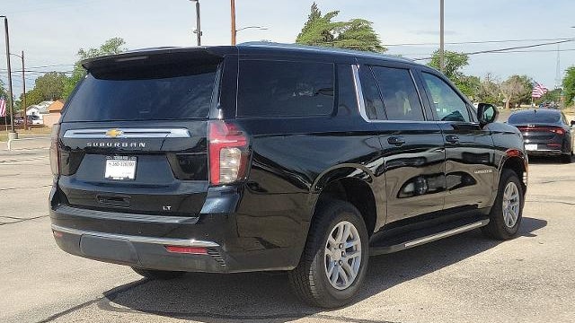 2023 Chevrolet Suburban LT
