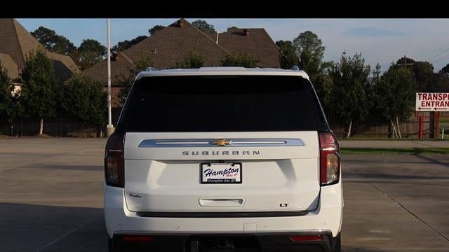 2023 Chevrolet Suburban LT