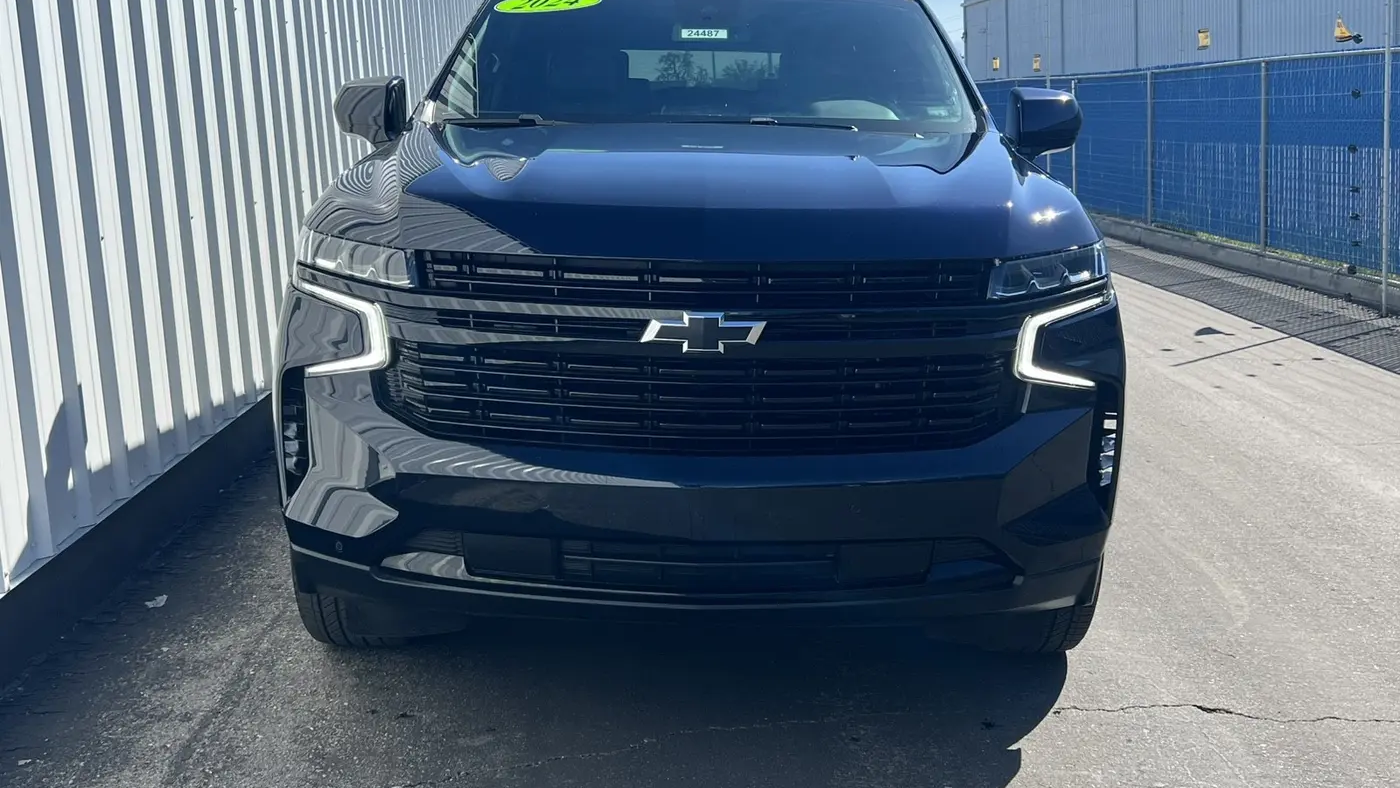 2024 Chevrolet Suburban RST