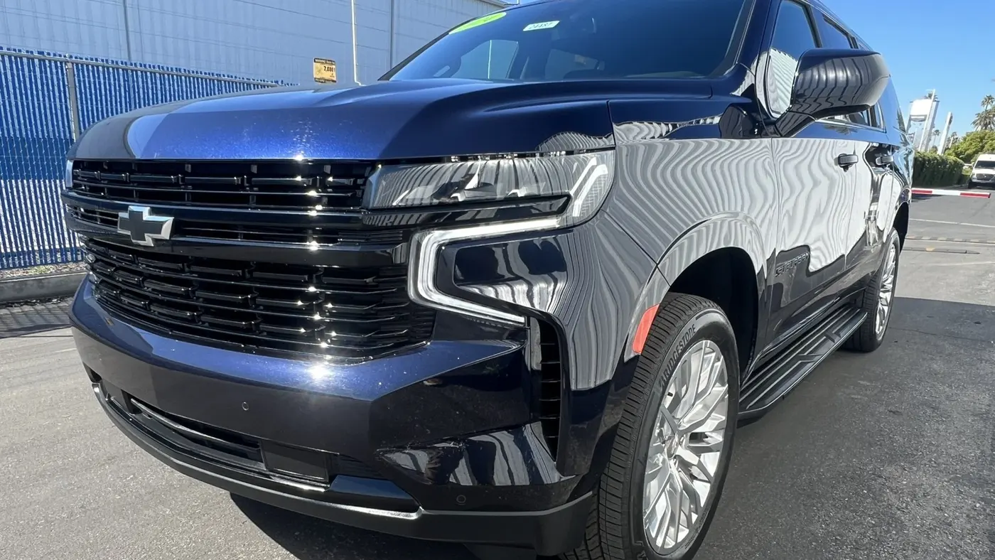 2024 Chevrolet Suburban RST