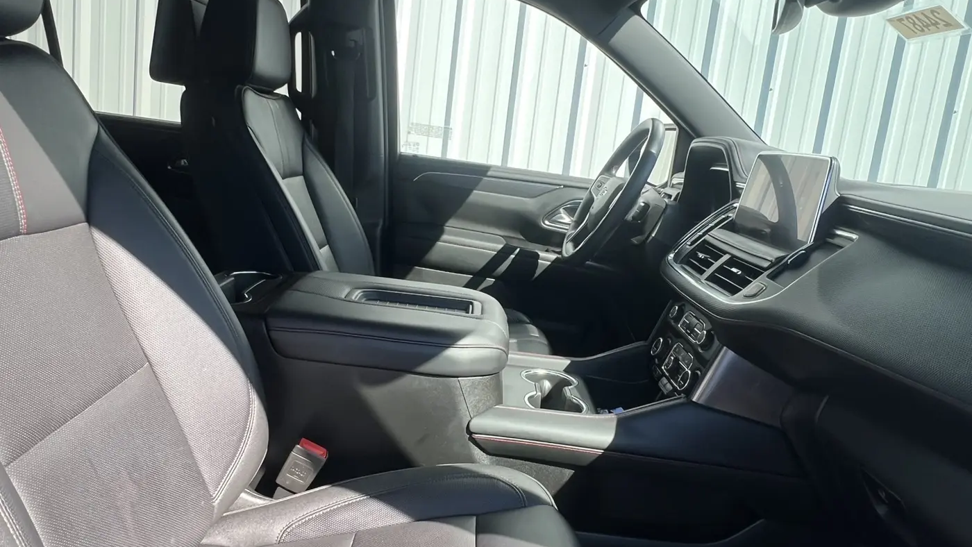 2024 Chevrolet Suburban RST