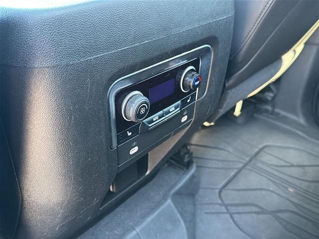 2021 Chevrolet Suburban - $28,500