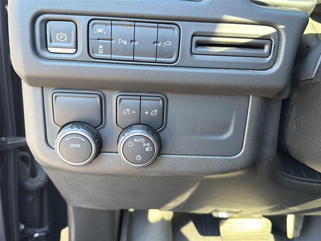 2021 Chevrolet Suburban - $28,500