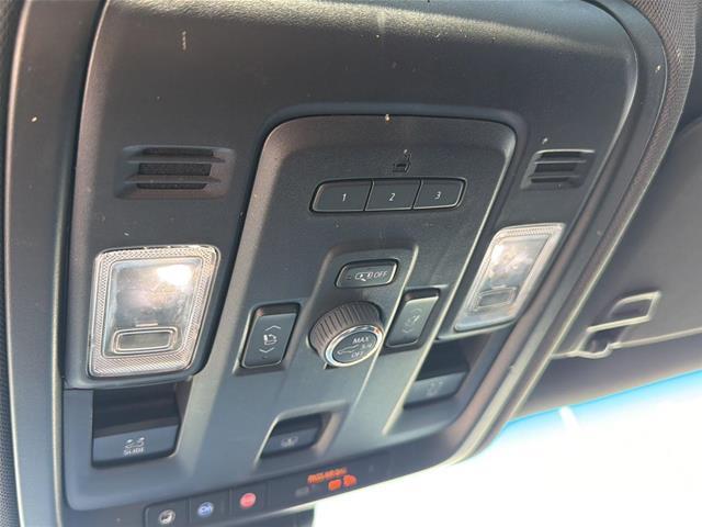 2021 Chevrolet Suburban - $28,500