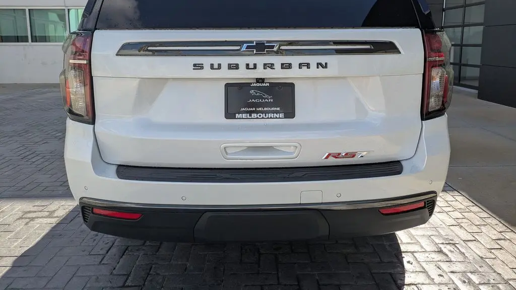2022 Chevrolet Suburban RST