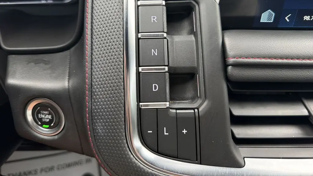2022 Chevrolet Suburban RST
