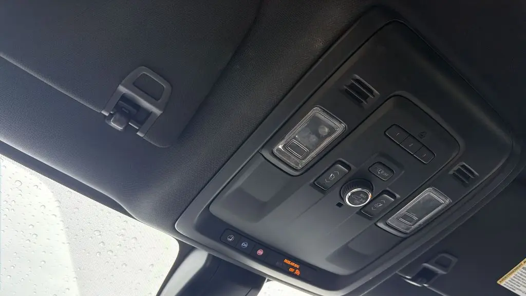 2022 Chevrolet Suburban RST