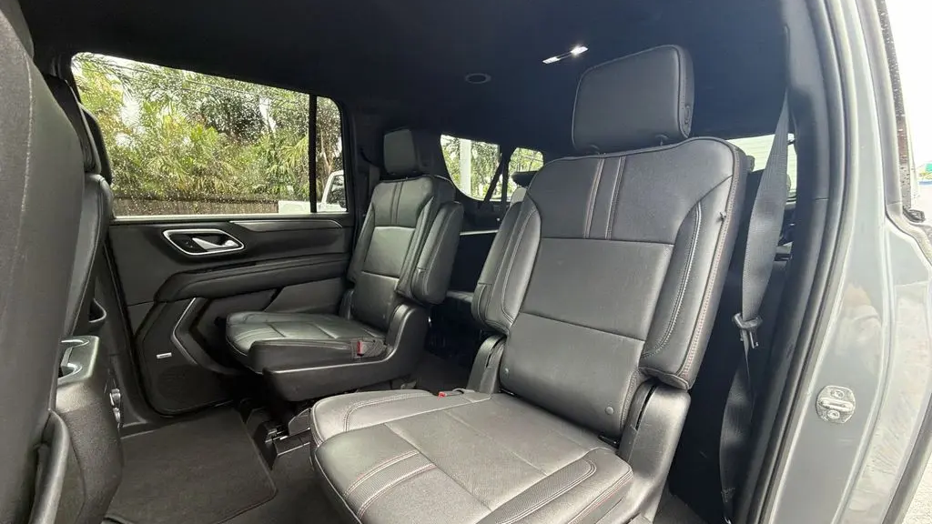 2022 Chevrolet Suburban RST