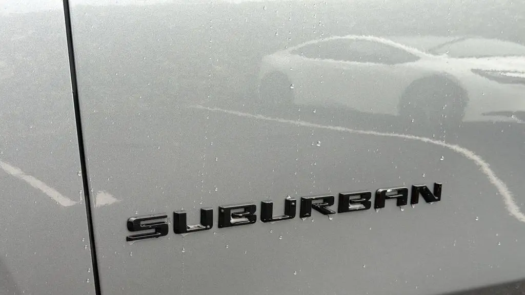 2022 Chevrolet Suburban RST