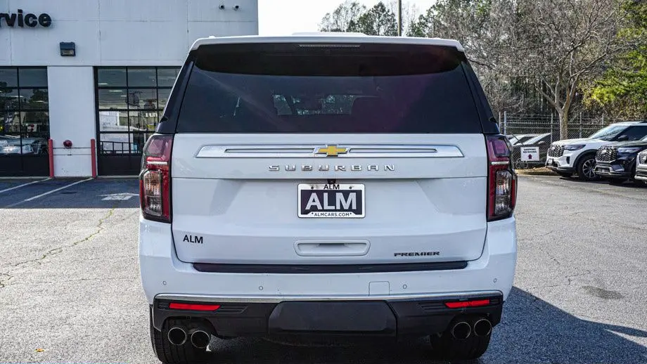 2024 Chevrolet Suburban Premier